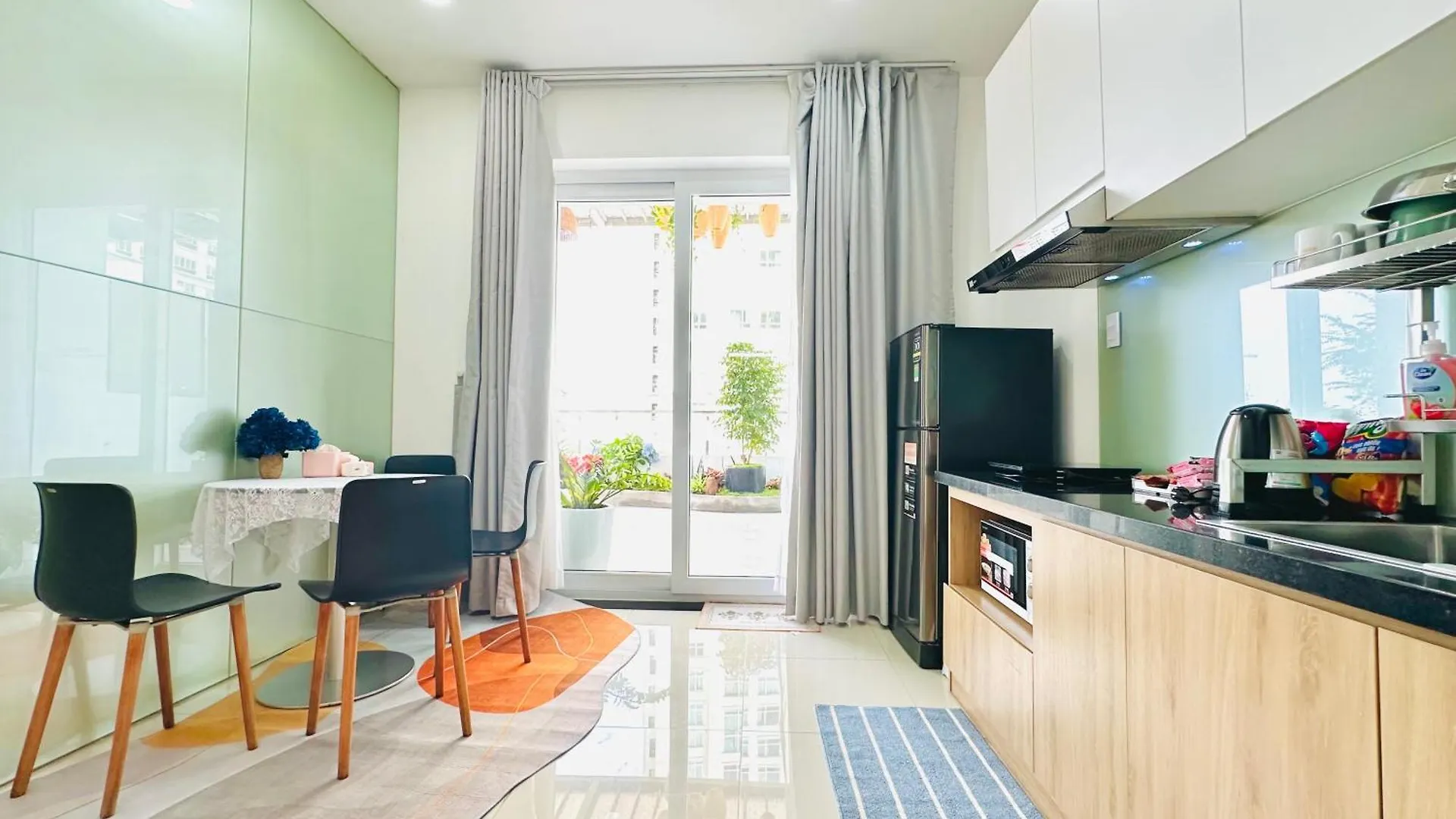Spacious Penthouse Near Landmark 81 Ho Chi Minh City