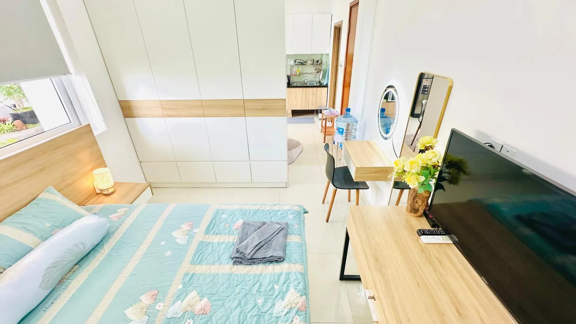 Spacious Penthouse Near Landmark 81 Ho Chi Minh City