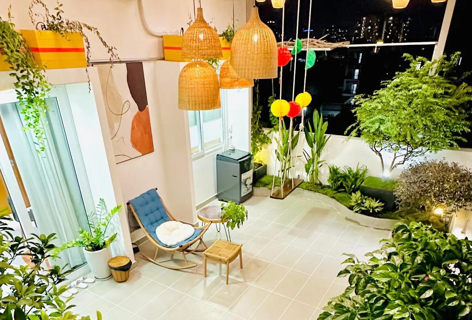 Apartment Spacious Penthouse Near Landmark 81 Ho Chi Minh City